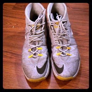 Draymond Green basketball shoes